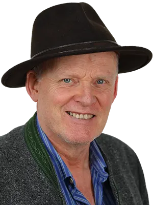 Thomas Handke, Seniorchef bei Kaminstudio Handke. Bezirkskaminkehrermeister a.D., Brandschutztechniker, Energieberater, Feuerlöscherprüfung